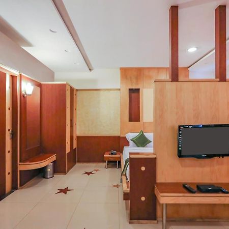 Treebo Trend Paradise, Indore Hotel Buitenkant foto