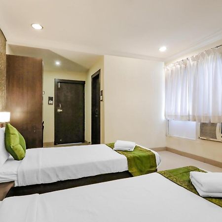 Treebo Trend Paradise, Indore Hotel Buitenkant foto