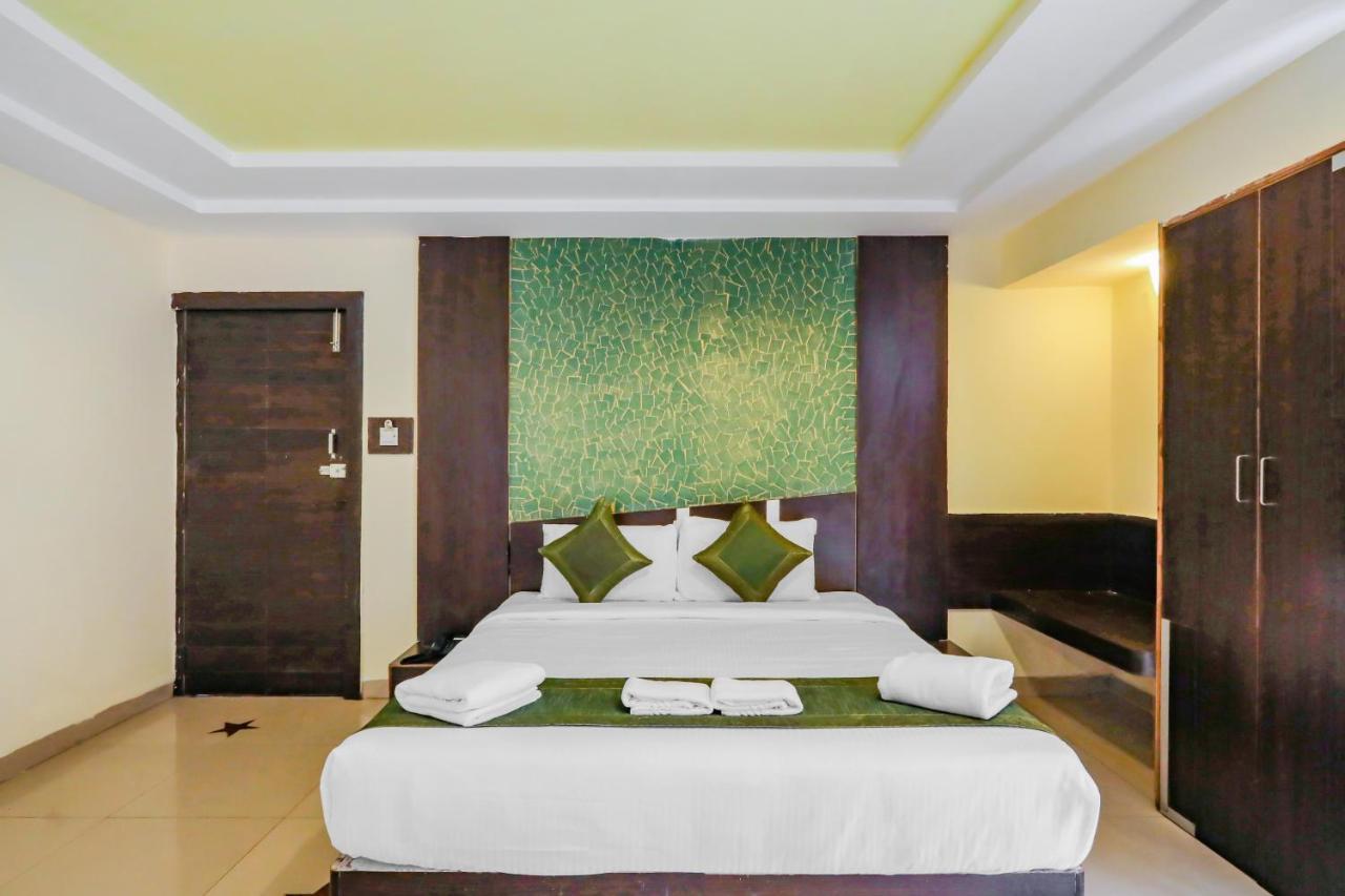 Treebo Trend Paradise, Indore Hotel Buitenkant foto