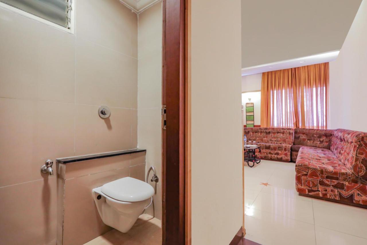 Treebo Trend Paradise, Indore Hotel Buitenkant foto