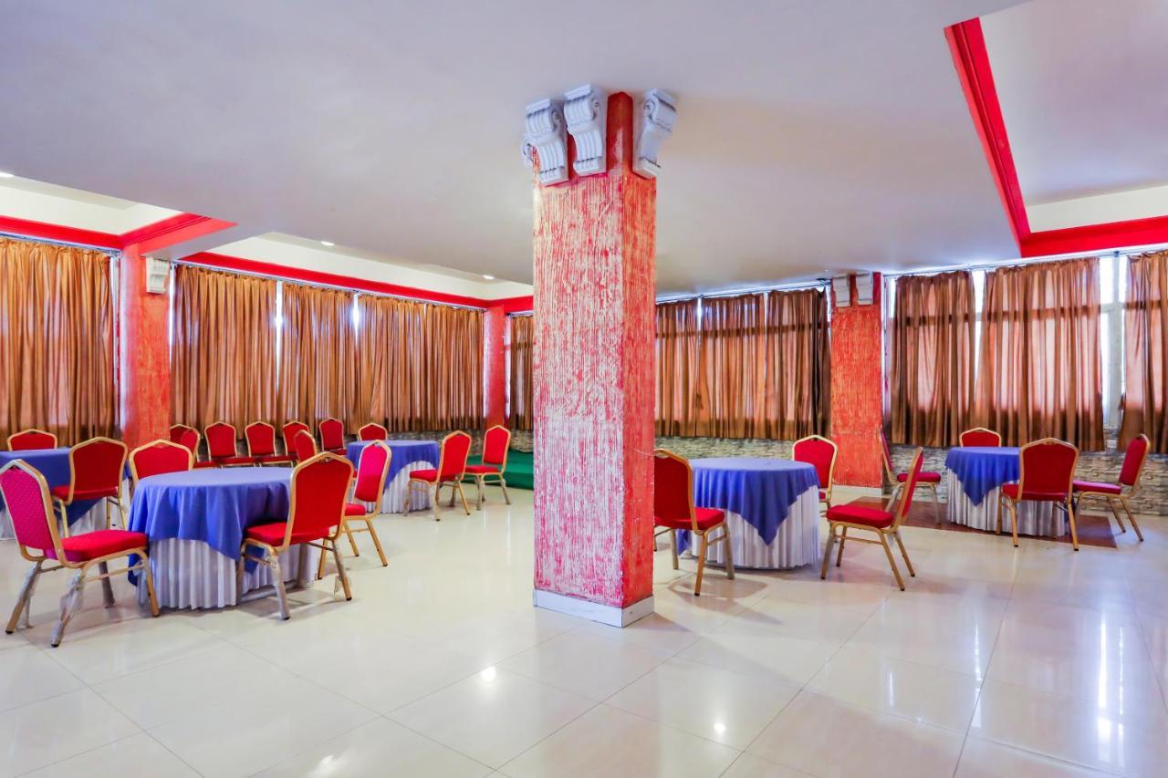Treebo Trend Paradise, Indore Hotel Buitenkant foto