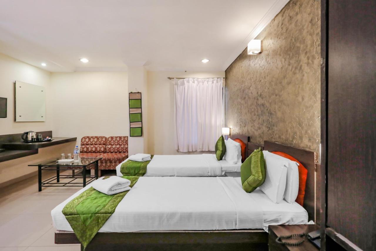 Treebo Trend Paradise, Indore Hotel Buitenkant foto